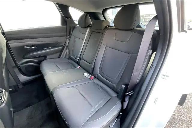2026 Hyundai Tucson Hybrid Blue SE