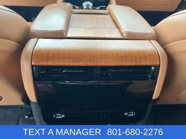 2022 Jeep Grand Wagoneer Series III 4x4