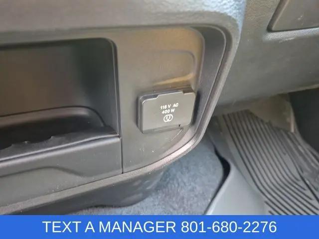 2026 Ram 3500 Tradesman Crew Cab 4x4 8 Box