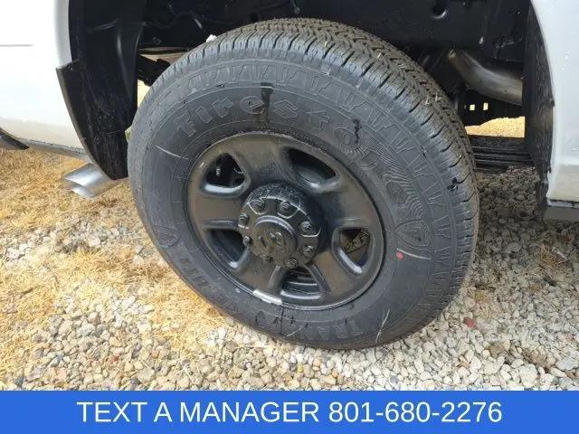2026 Ram 3500 Tradesman Crew Cab 4x4 8 Box