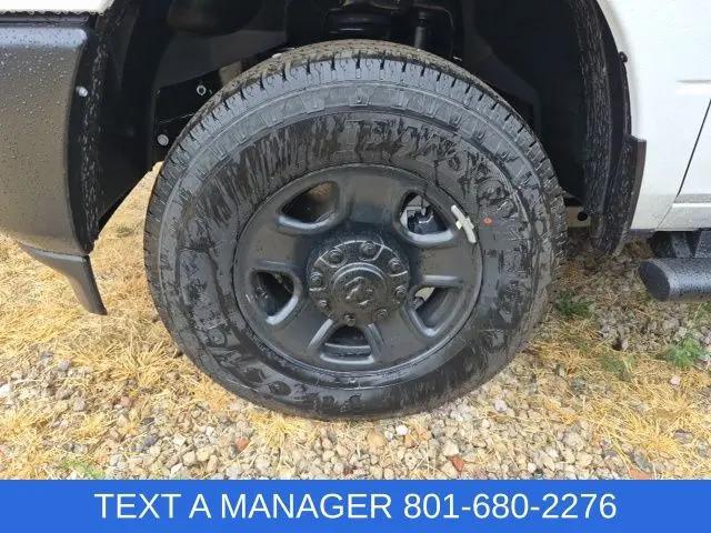2026 Ram 3500 Tradesman Crew Cab 4x4 8 Box