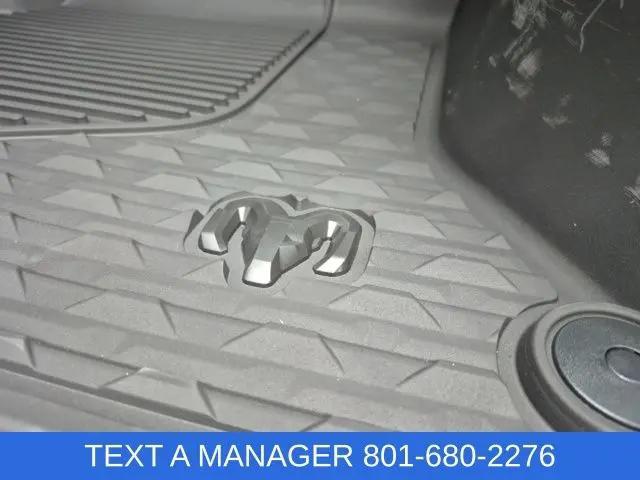 2026 Ram 3500 Tradesman Crew Cab 4x4 8 Box