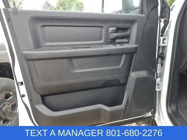 2026 Ram 3500 Tradesman Crew Cab 4x4 8 Box