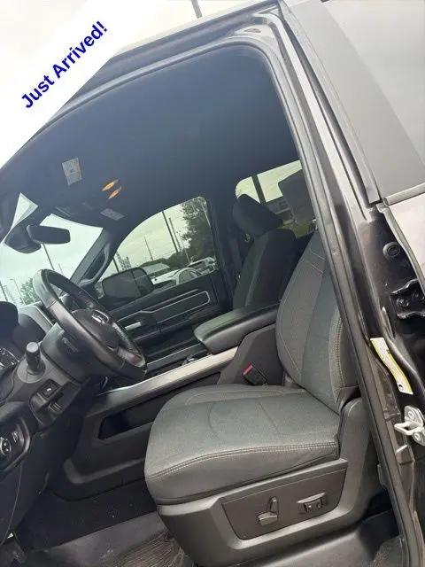 2022 Ram 2500 Big Horn Crew Cab 4x4 6'4" Box