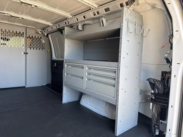 2026 Chevrolet Express Cargo Van 2500 Regular Wheelbase, WT, RWD