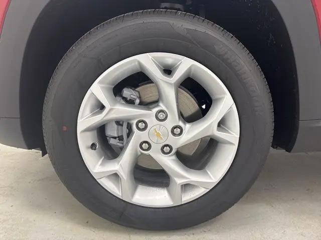 2026 Chevrolet Trax FWD LS