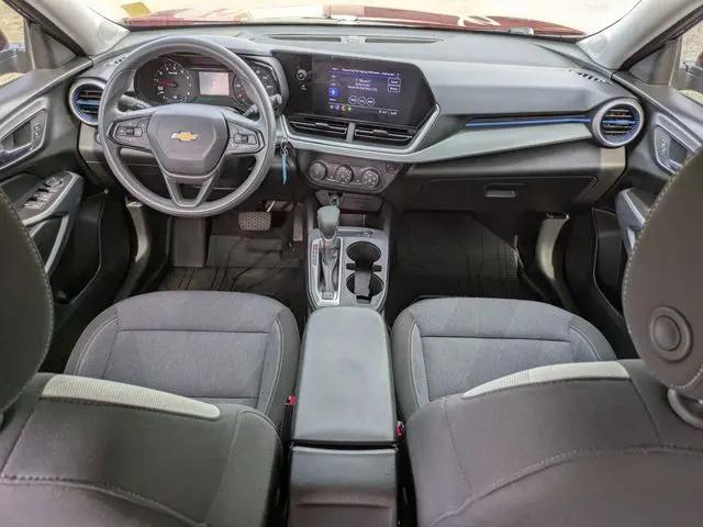 2024 Chevrolet Trax FWD SP