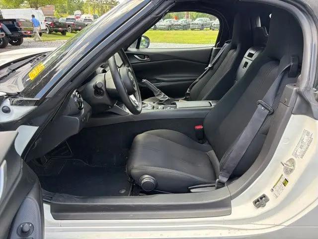 2019 Mazda MX-5 Sport