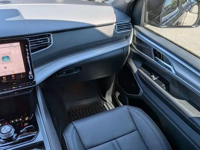 2026 Jeep Grand Wagoneer Limited Reserve 4x4
