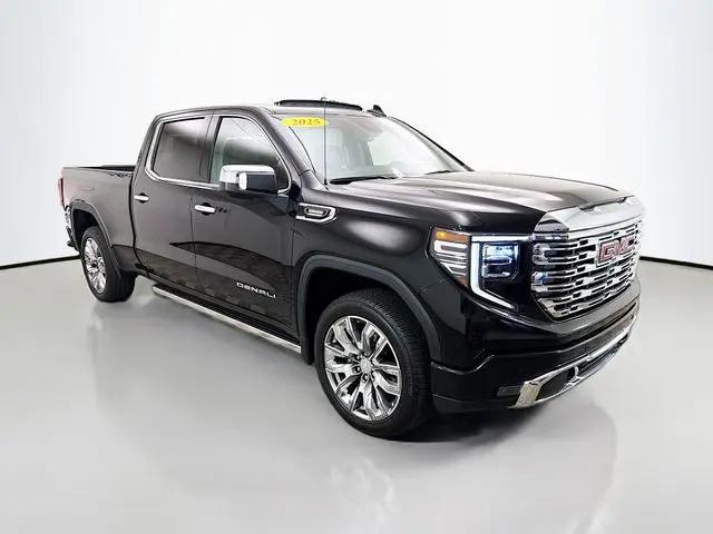 2025 GMC Sierra 1500 4WD Crew Cab Standard Box Denali for sale in Bloomington, IL