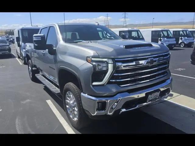 2025 Chevrolet Silverado 3500HD 4WD Crew Cab Standard Bed LTZ for sale in Bloomington, IL