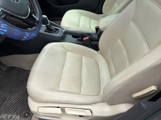 2015 Volkswagen Jetta 1.8T SE