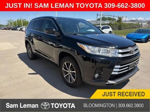 2017 Toyota Highlander XLE for sale in Bloomington, IL