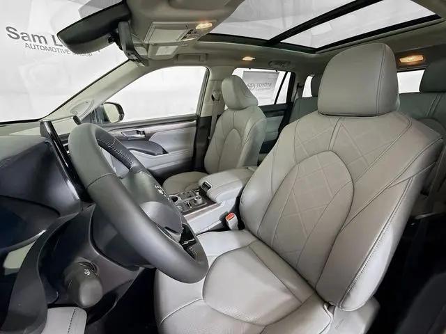 2026 Toyota Highlander Platinum