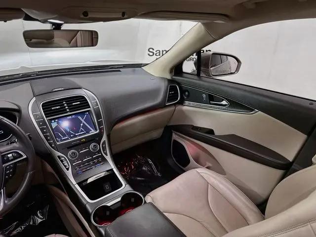 2019 Lincoln Nautilus Reserve