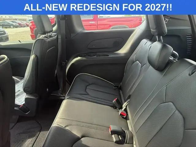 2027 Chrysler Pacifica Limited