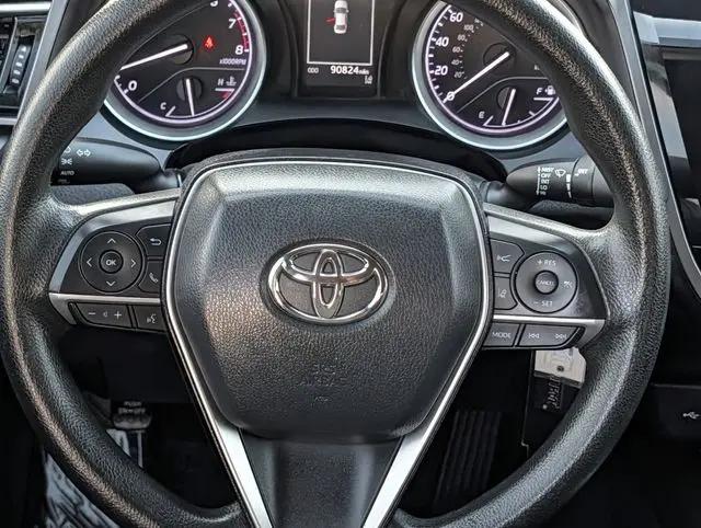 2022 Toyota Camry LE