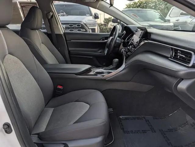 2022 Toyota Camry LE