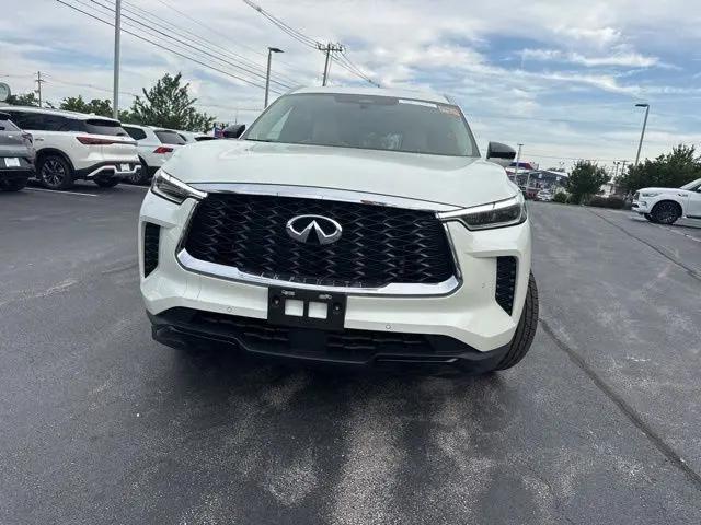 2023 INFINITI QX60 LUXE AWD
