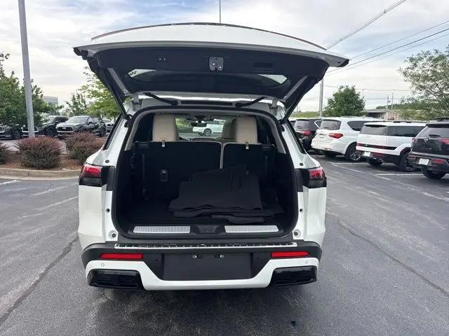 2023 INFINITI QX60 LUXE AWD