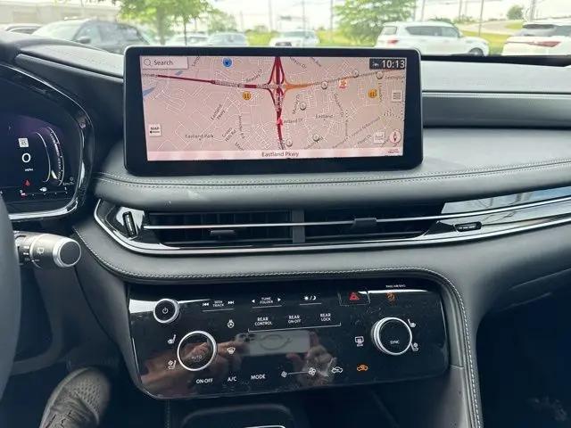 2023 INFINITI QX60 LUXE AWD