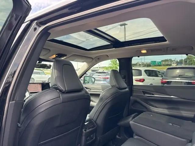 2023 INFINITI QX60 LUXE AWD