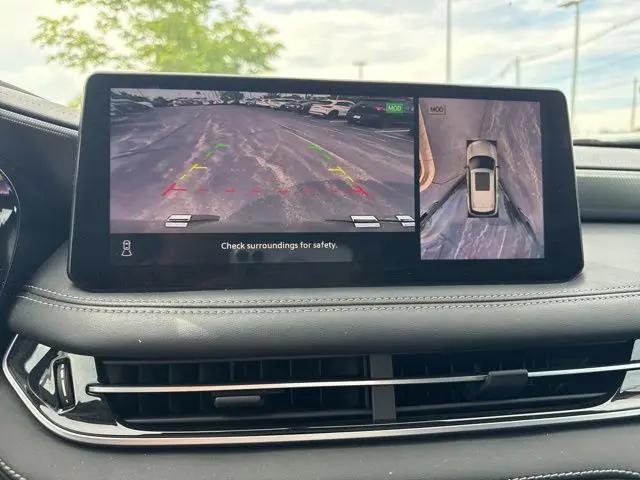 2023 INFINITI QX60 LUXE AWD