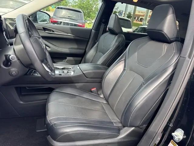 2023 INFINITI QX60 LUXE AWD