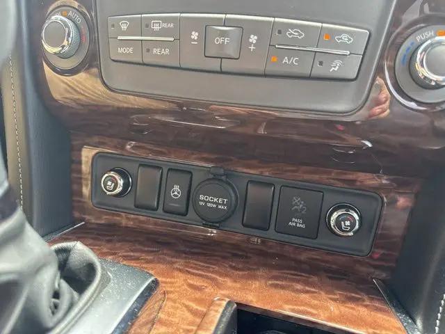 2017 Nissan Armada Platinum