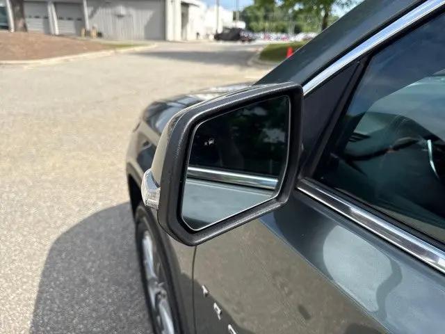 2023 Chevrolet Traverse FWD LT Cloth