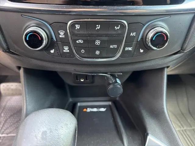 2023 Chevrolet Traverse FWD LT Cloth