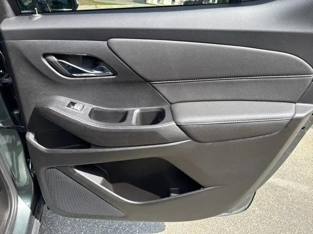 2023 Chevrolet Traverse FWD LT Cloth