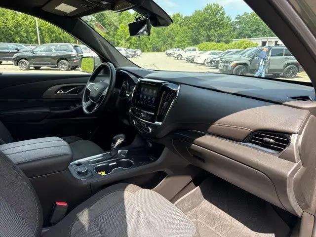 2023 Chevrolet Traverse FWD LT Cloth