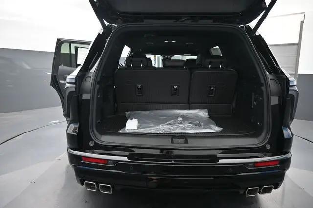 2026 Chevrolet Traverse FWD RS