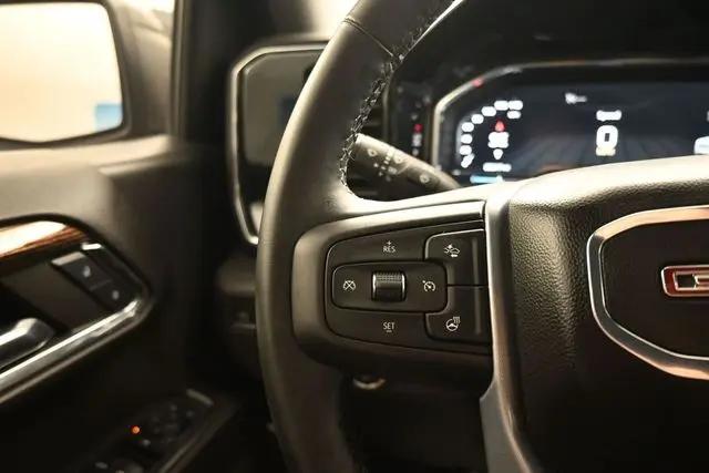 2024 GMC Sierra 1500 2WD Crew Cab Short Box Elevation