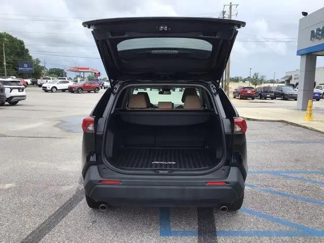 2023 Toyota RAV4 Hybrid LE