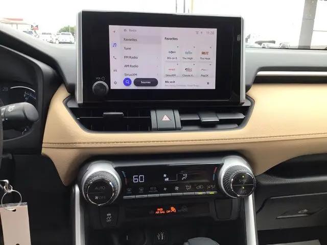 2023 Toyota RAV4 Hybrid LE