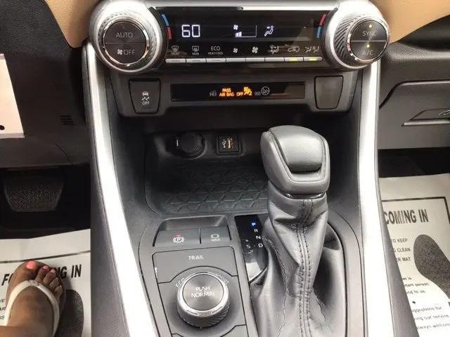 2023 Toyota RAV4 Hybrid LE