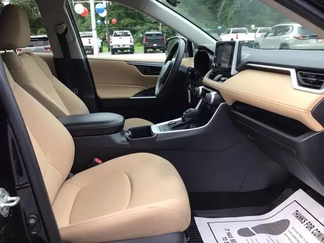 2023 Toyota RAV4 Hybrid LE