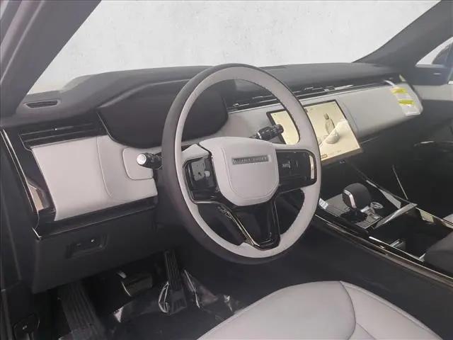 2026 Land Rover Range Rover Sport P460e Dynamic SE
