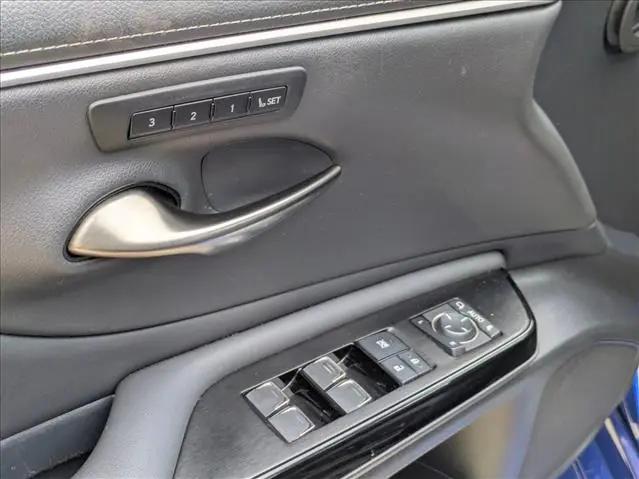 2023 Lexus ES 350 F SPORT Handling