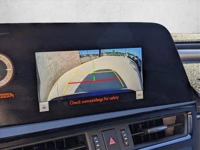 2023 Lexus ES 350 F SPORT Handling