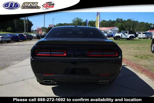 2020 Dodge Challenger SXT