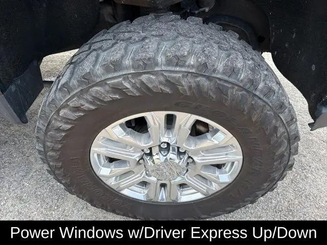2020 GMC Sierra 2500HD 4WD Crew Cab Standard Bed Denali