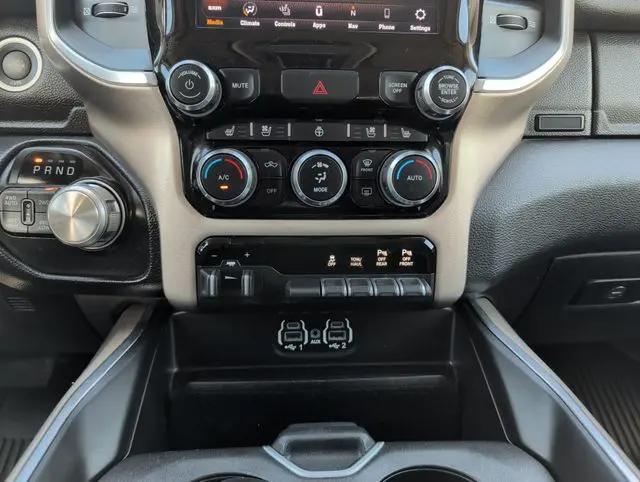 2020 Ram 1500 Laramie Crew Cab 4x4 5'7" Box