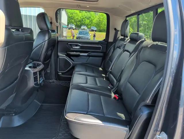 2020 Ram 1500 Laramie Crew Cab 4x4 5'7" Box