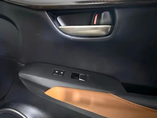 2021 Lexus NX 300 NX 300