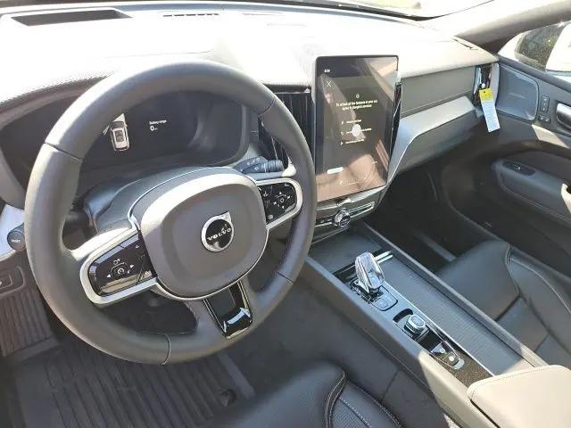 2026 Volvo XC60 Plug-In Hybrid Black Edition Ultra, T8 AWD Electric/Gasoline, Dark