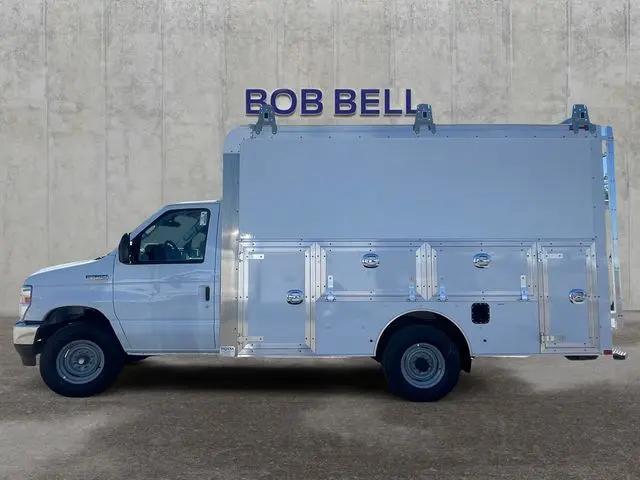 2027 Ford E-Series Cutaway E-350