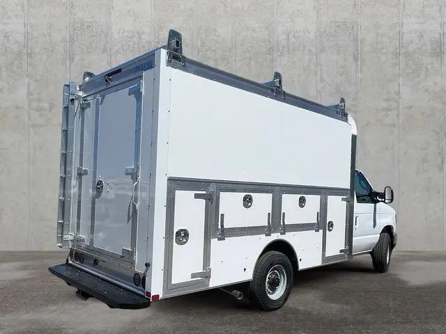 2027 Ford E-Series Cutaway E-350